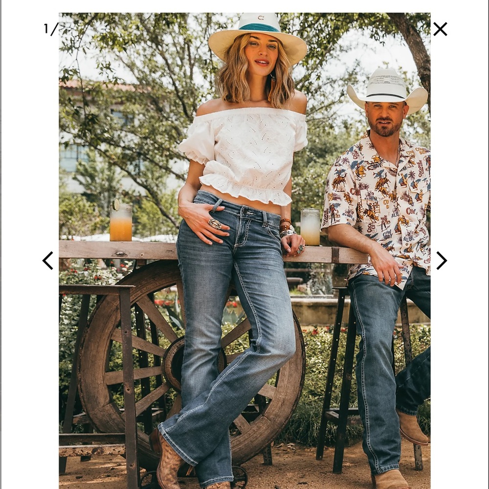 Wrangler Retro Mae Mid-Rise Jeans